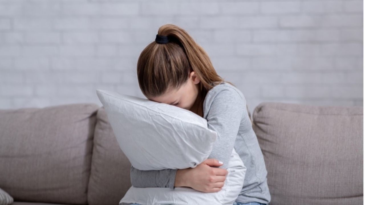 How Daily Habits Influence Sleep and Mood